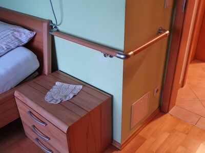 Flexo - Haltestangen im Schlafzimmer